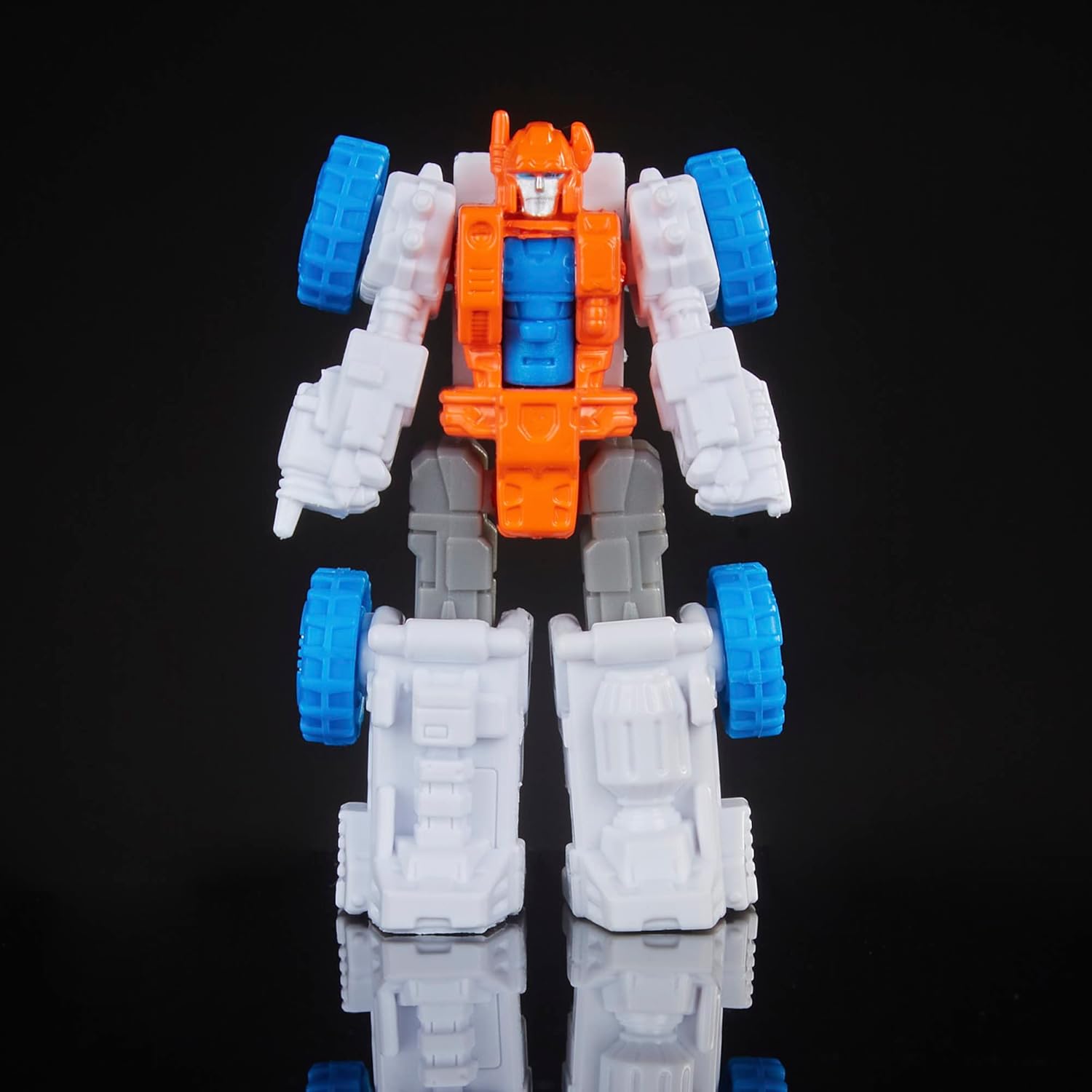 Transformers Generations Selects Legacy Evolution Titan Class Guardian Robot Action Figure V88414