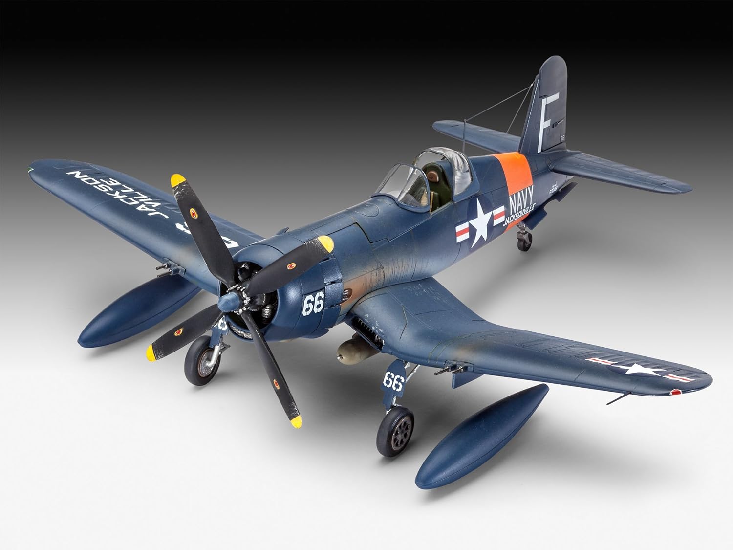 Revell 03955 F4U-4 Corsair Model Kit N160714