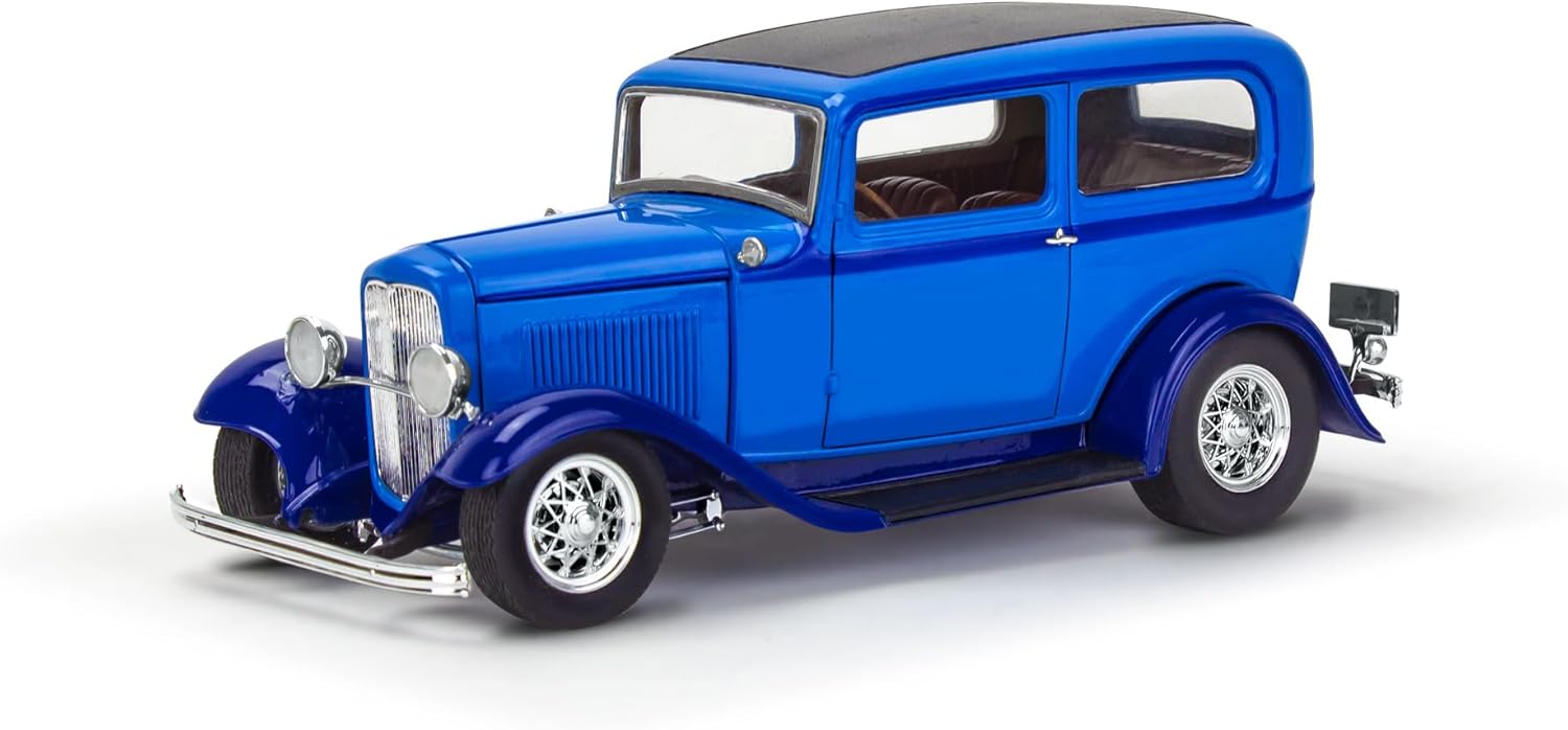 Revell 14553 '32 Ford Tudor Sedan 2'N1 1:25 Scale Model Building Kit Y14399