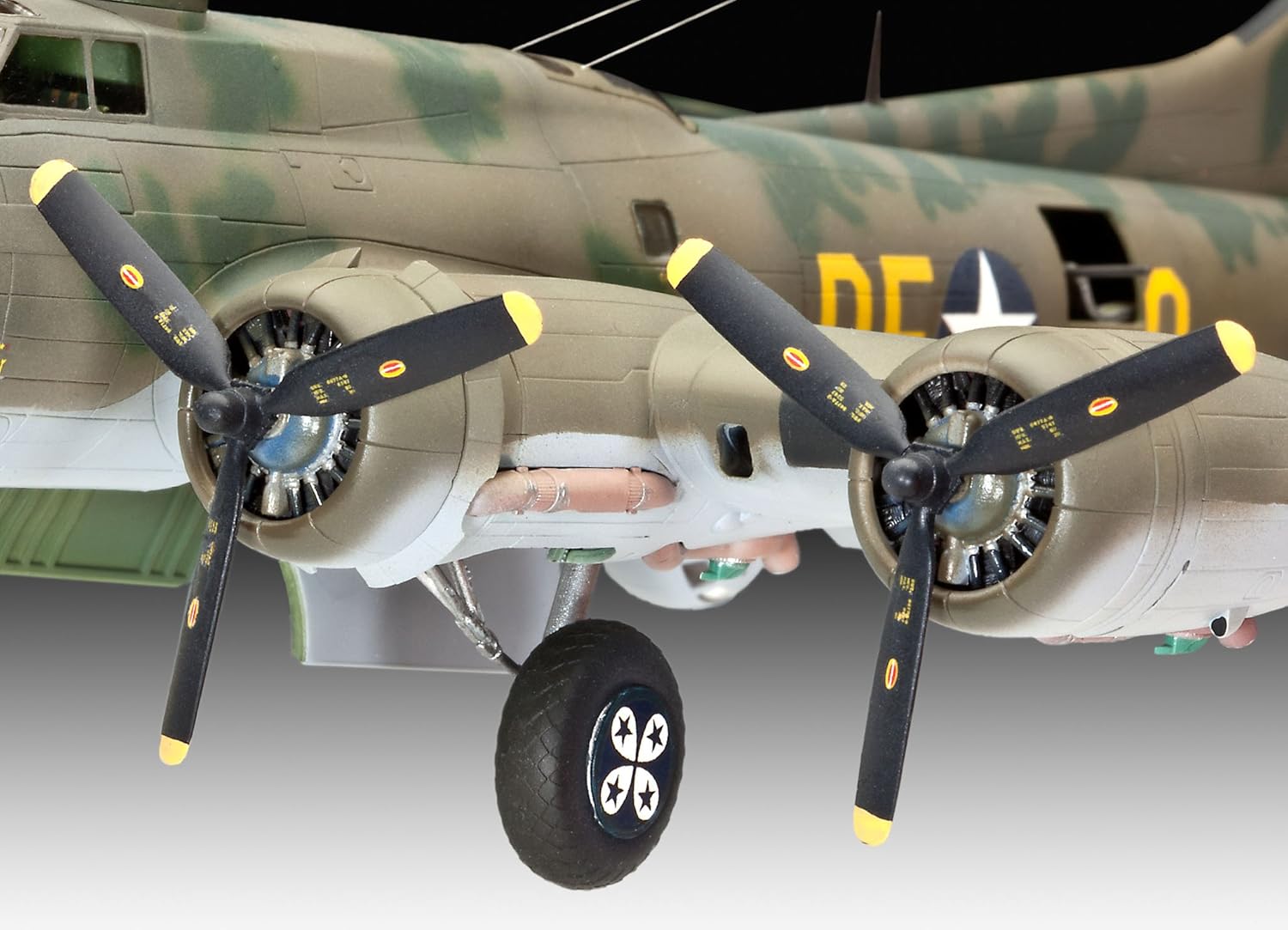 Revell of Germany B-17F Memphis Belle Plastic Model Kit B26213