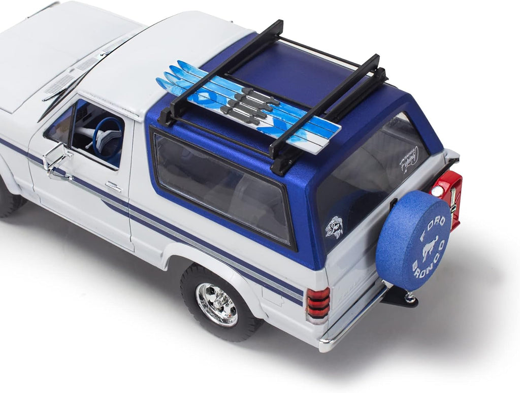 Revell 17242 '80 Ford Bronco w/Bass Boat & Trailer 1:24 Scale Model Kit G816236