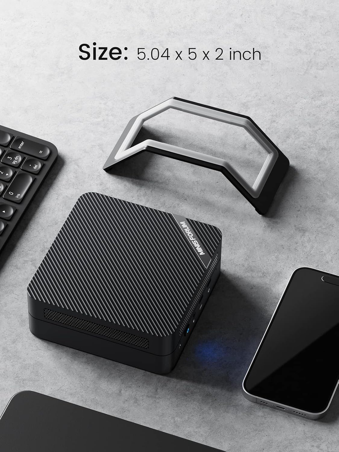 MINISFORUM UM690 Mini PC AMD Ryzen 9 6900HX, 32GB RAM 512GB SSD T193