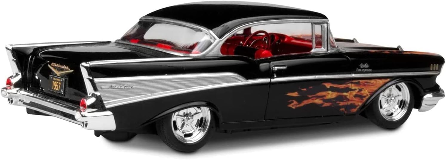 Revell ’57 Chevy Bel Air Model Car Kit 1:25 Scale SnapTite Max D374897