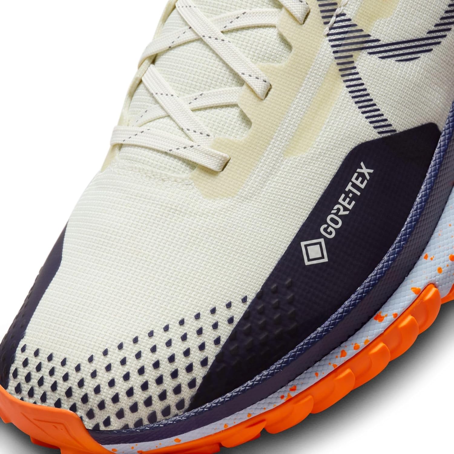 Nike Pegasus Trail 4 Gore-TEX Men's Waterproof Trail Running Shoes O389